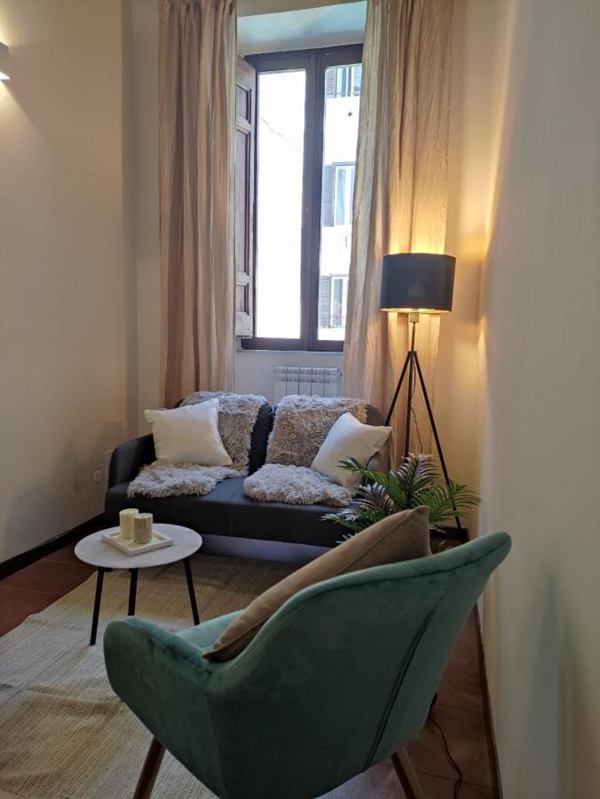 Appartamento Via Dei Serpenti Roma Exterior foto