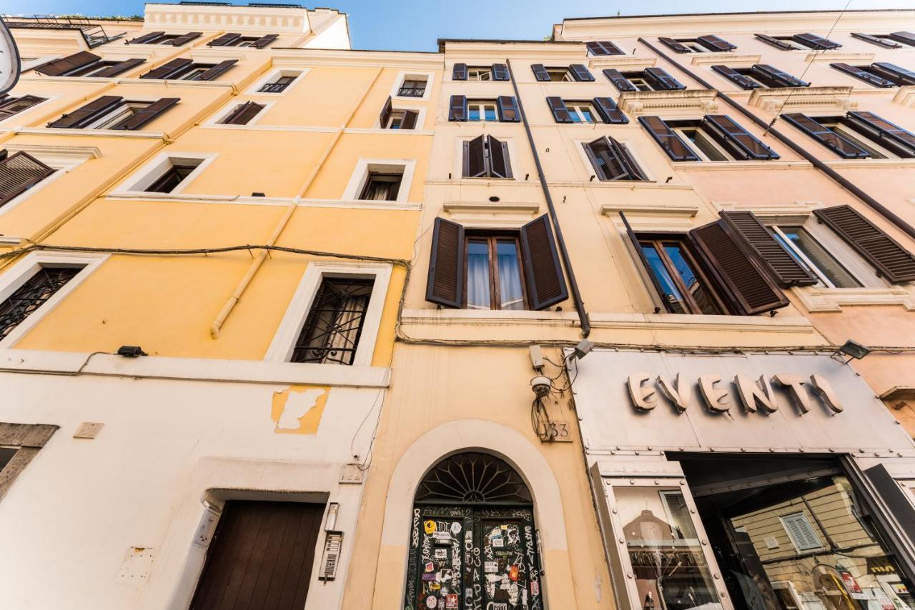 Appartamento Via Dei Serpenti Roma Exterior foto